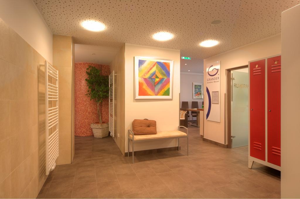 Parkhotel Neubauer Bad Sauerbrunn Экстерьер фото