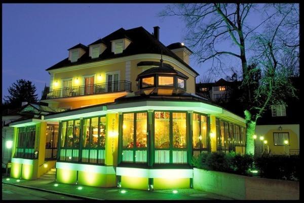 Parkhotel Neubauer Bad Sauerbrunn Экстерьер фото