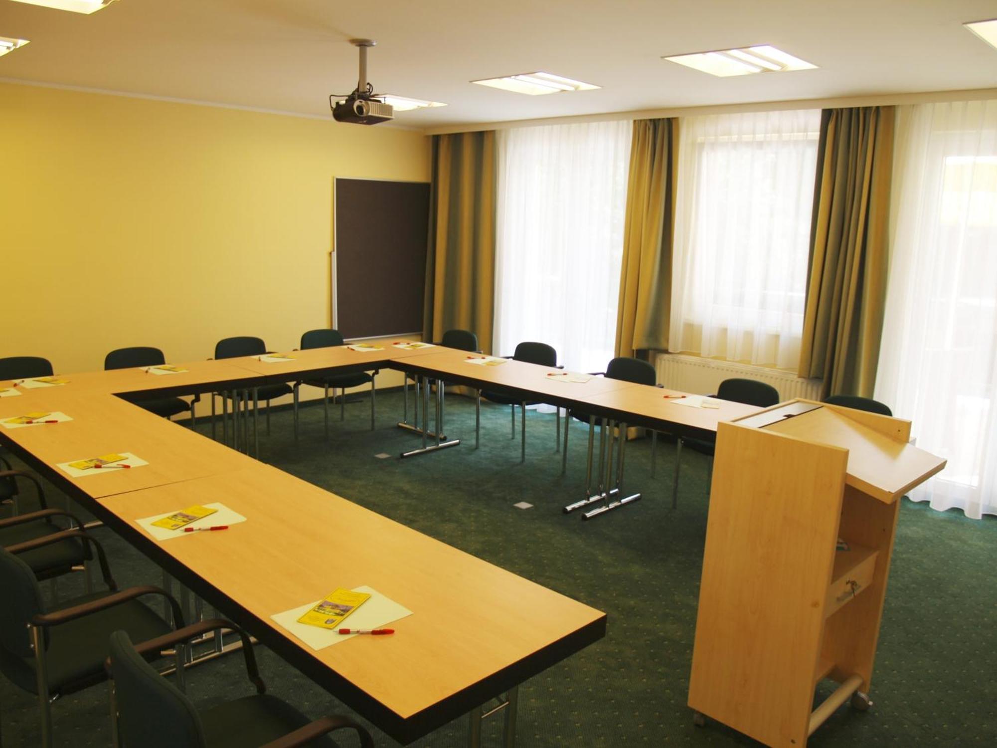 Parkhotel Neubauer Bad Sauerbrunn Экстерьер фото